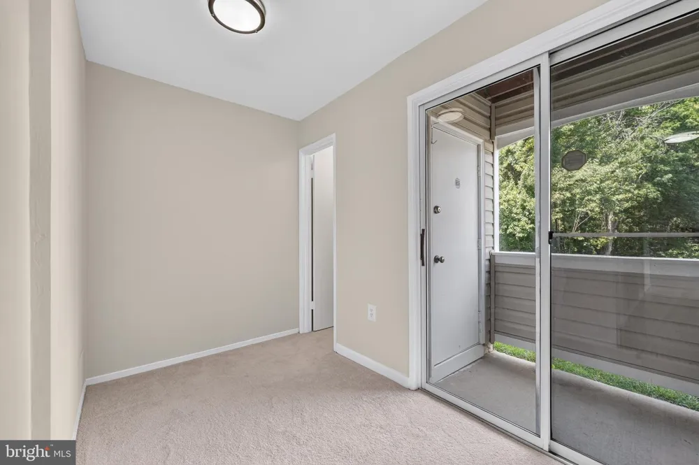 7710 LEXTON PLACE #B Springfield, VA 22152