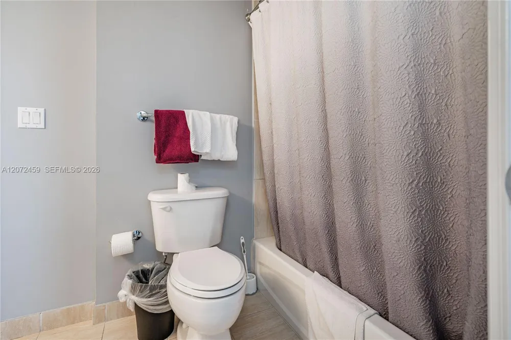 1750 Bayshore Dr #2301 Miami, FL 33132