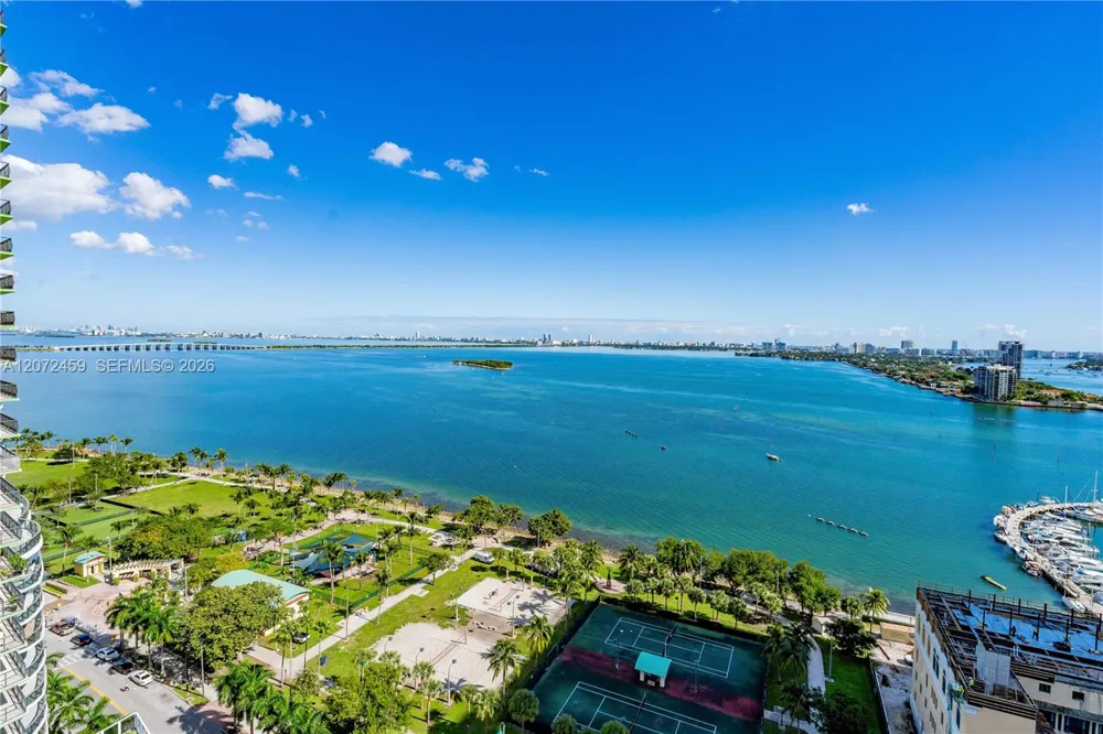 1750 Bayshore Dr #2301 Miami, FL 33132