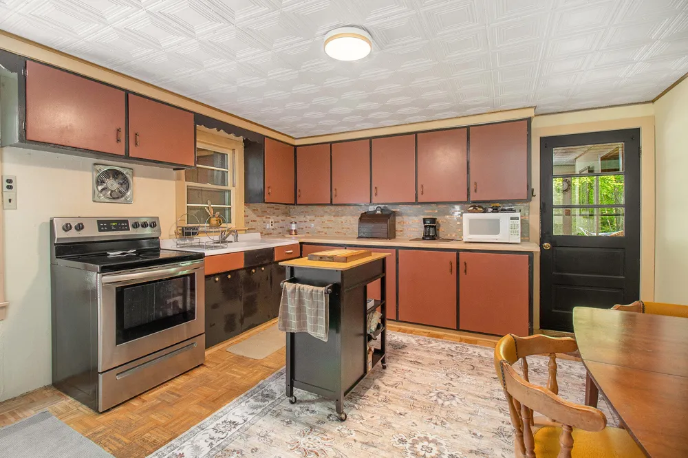 8424 3rd Street Onekama, MI 49675