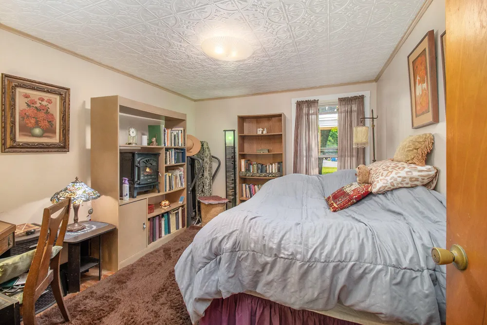 8424 3rd Street Onekama, MI 49675