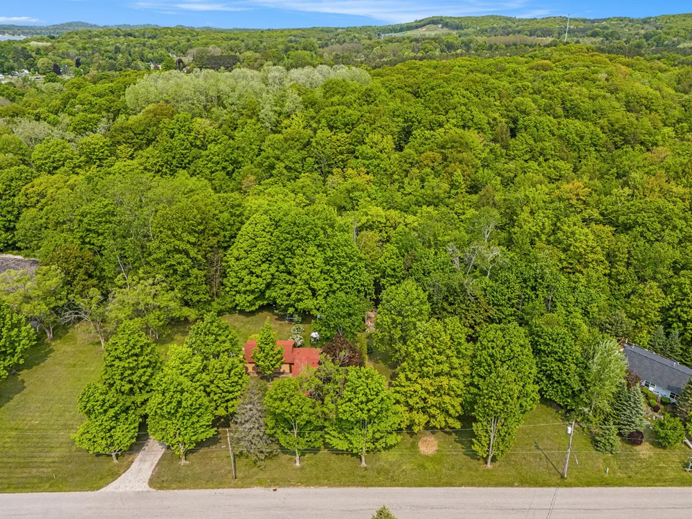 8424 3rd Street Onekama, MI 49675