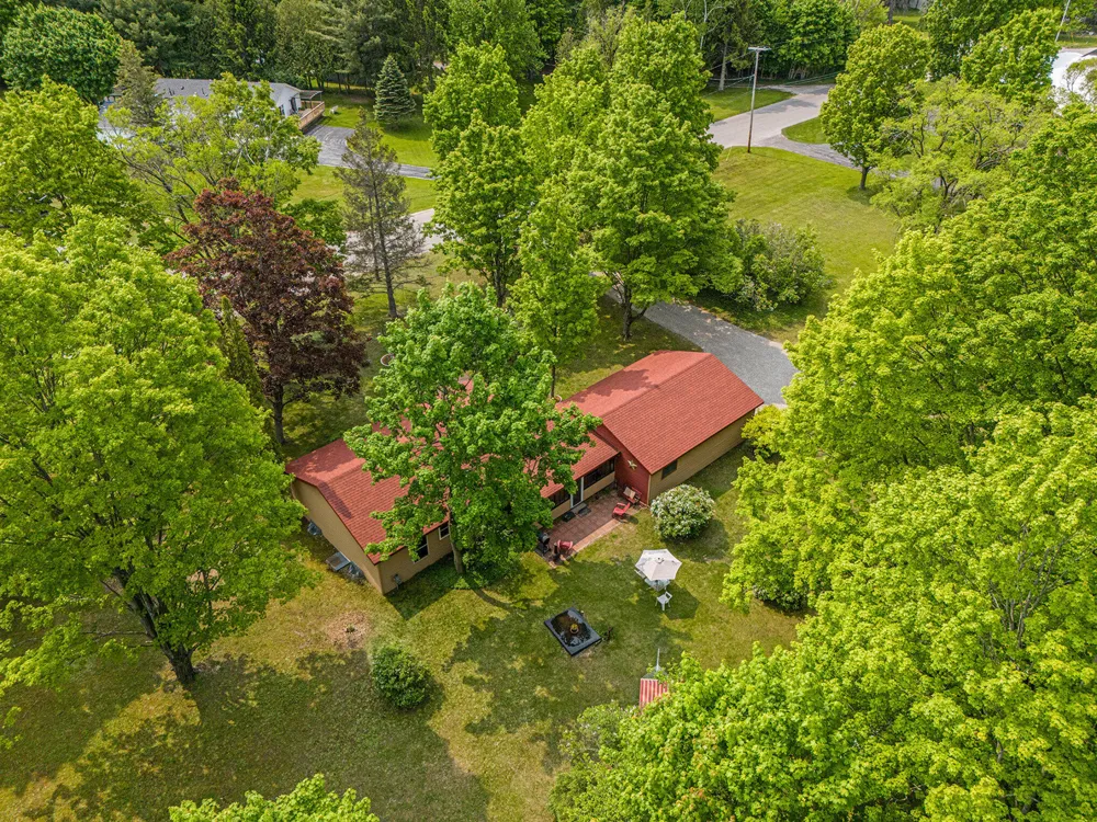 8424 3rd Street Onekama, MI 49675