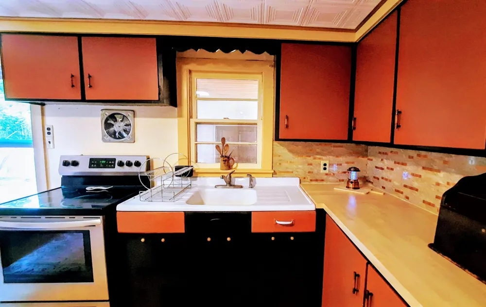 8424 3rd Street Onekama, MI 49675
