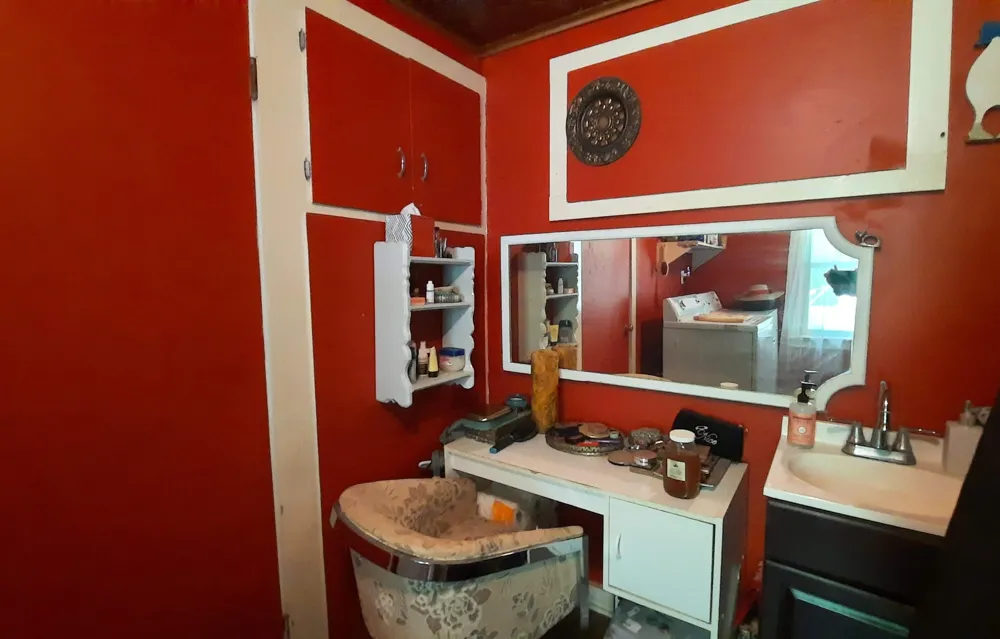 8424 3rd Street Onekama, MI 49675