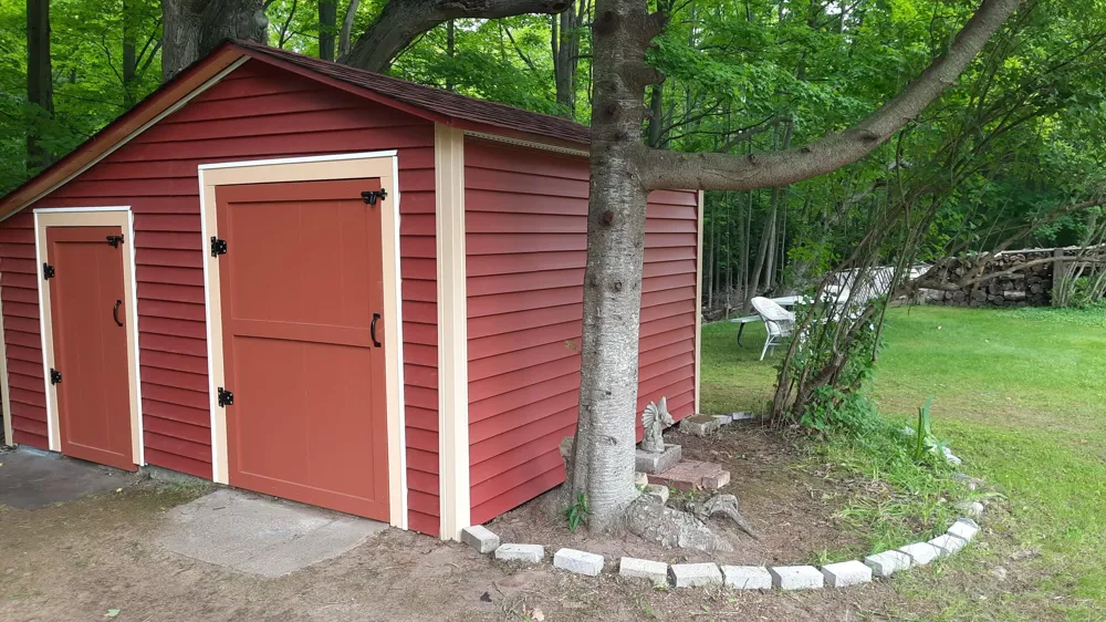 8424 3rd Street Onekama, MI 49675