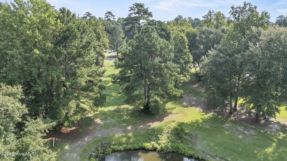 172 Maple Creek Drive Wallace, NC 28466