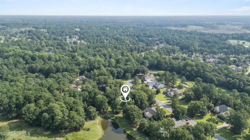 172 Maple Creek Drive Wallace, NC 28466