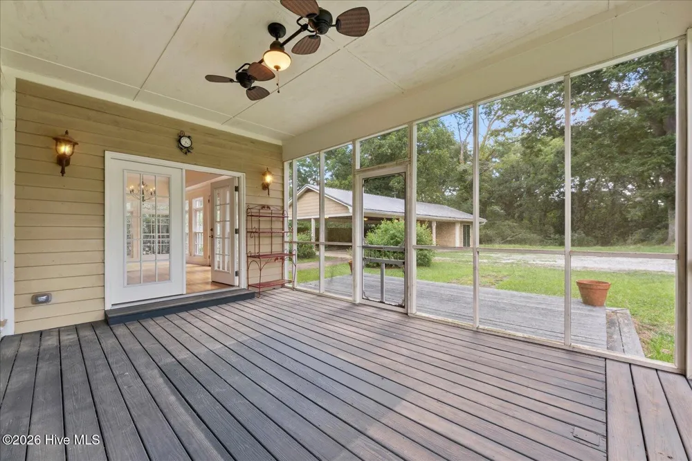 216 S Laurel Avenue Greensboro, GA 30642