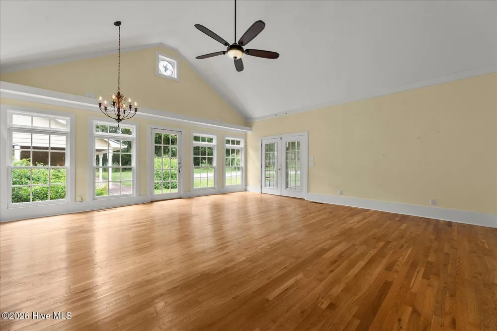216 S Laurel Avenue Greensboro, GA 30642