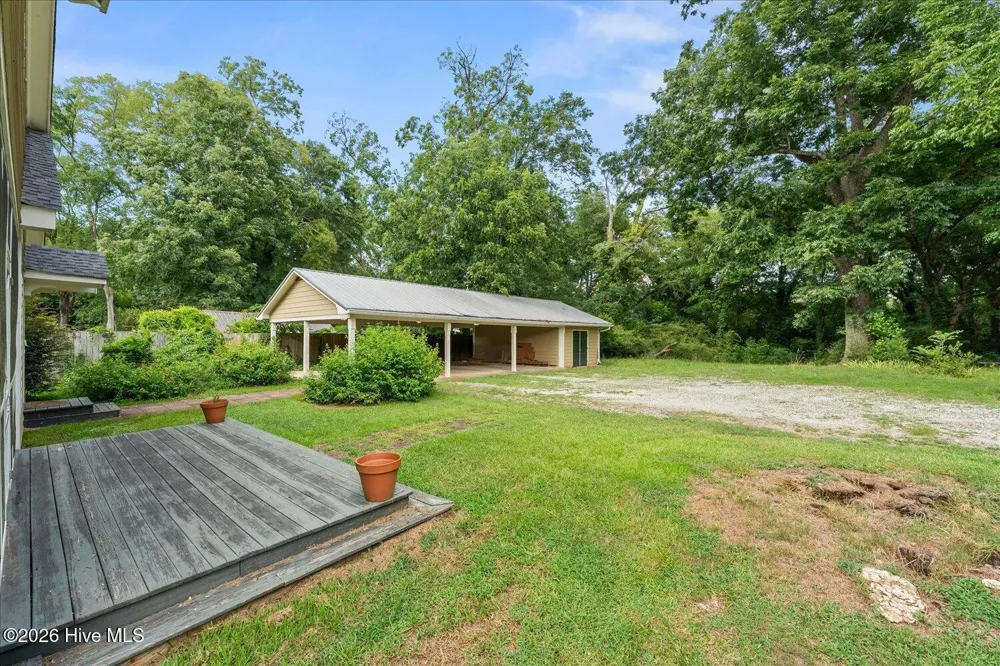 216 S Laurel Avenue Greensboro, GA 30642