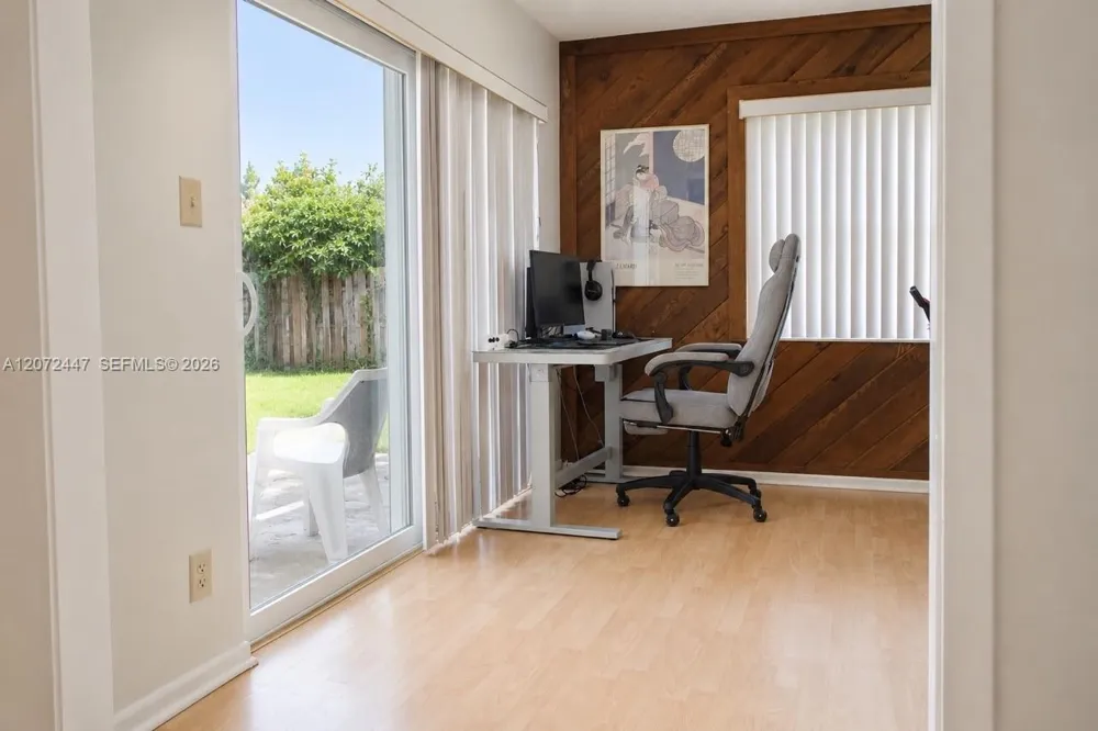 2001 SW 87th Ave North Lauderdale, FL 33068