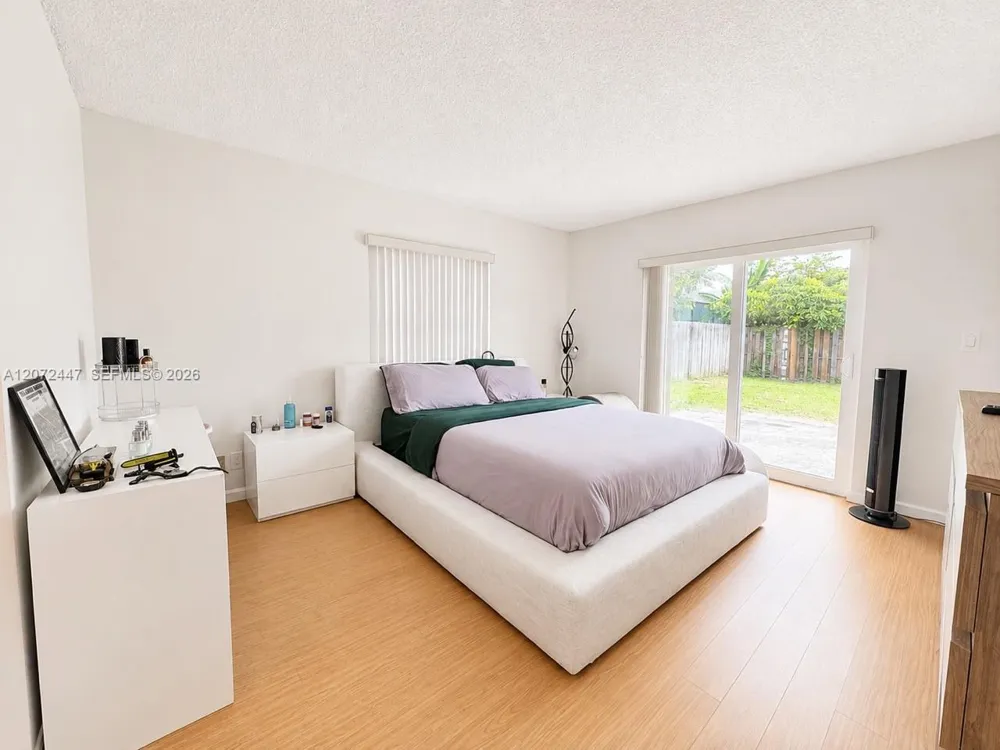 2001 SW 87th Ave North Lauderdale, FL 33068