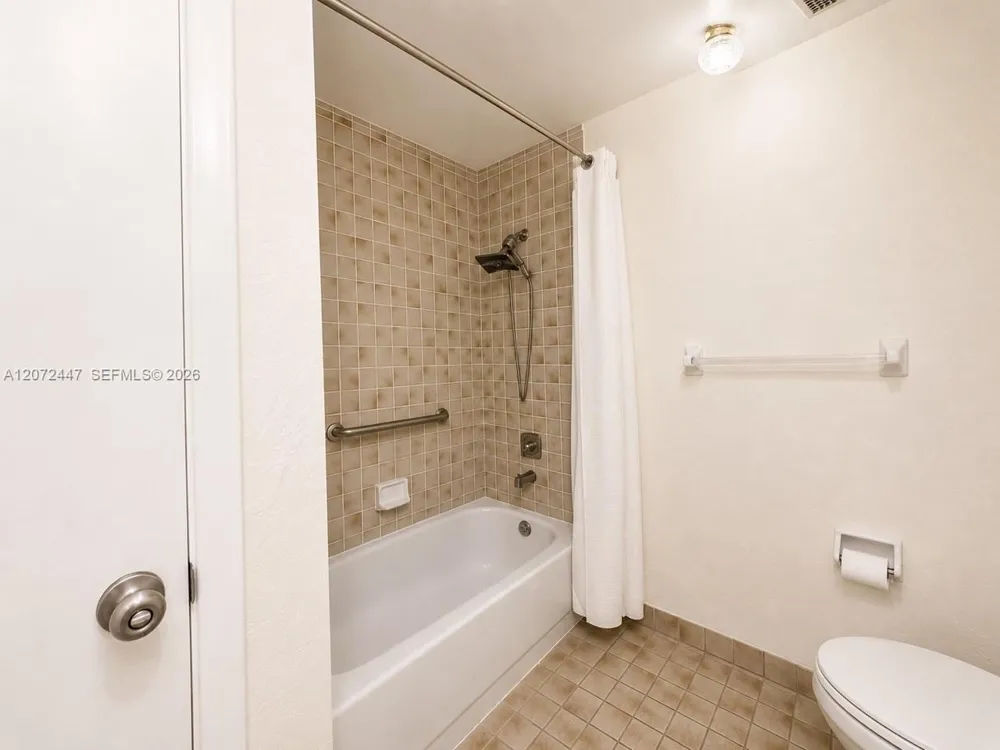 2001 SW 87th Ave North Lauderdale, FL 33068