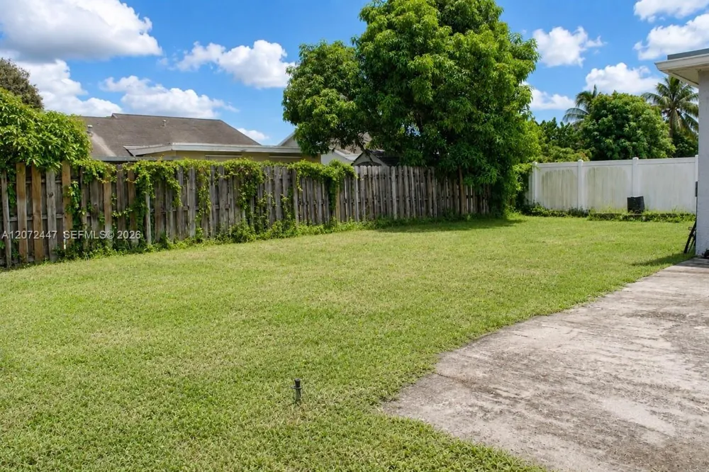 2001 SW 87th Ave North Lauderdale, FL 33068