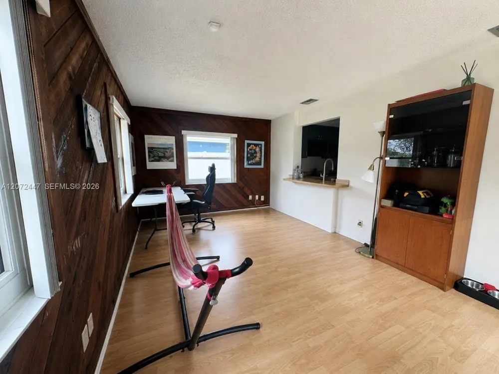 2001 SW 87th Ave North Lauderdale, FL 33068