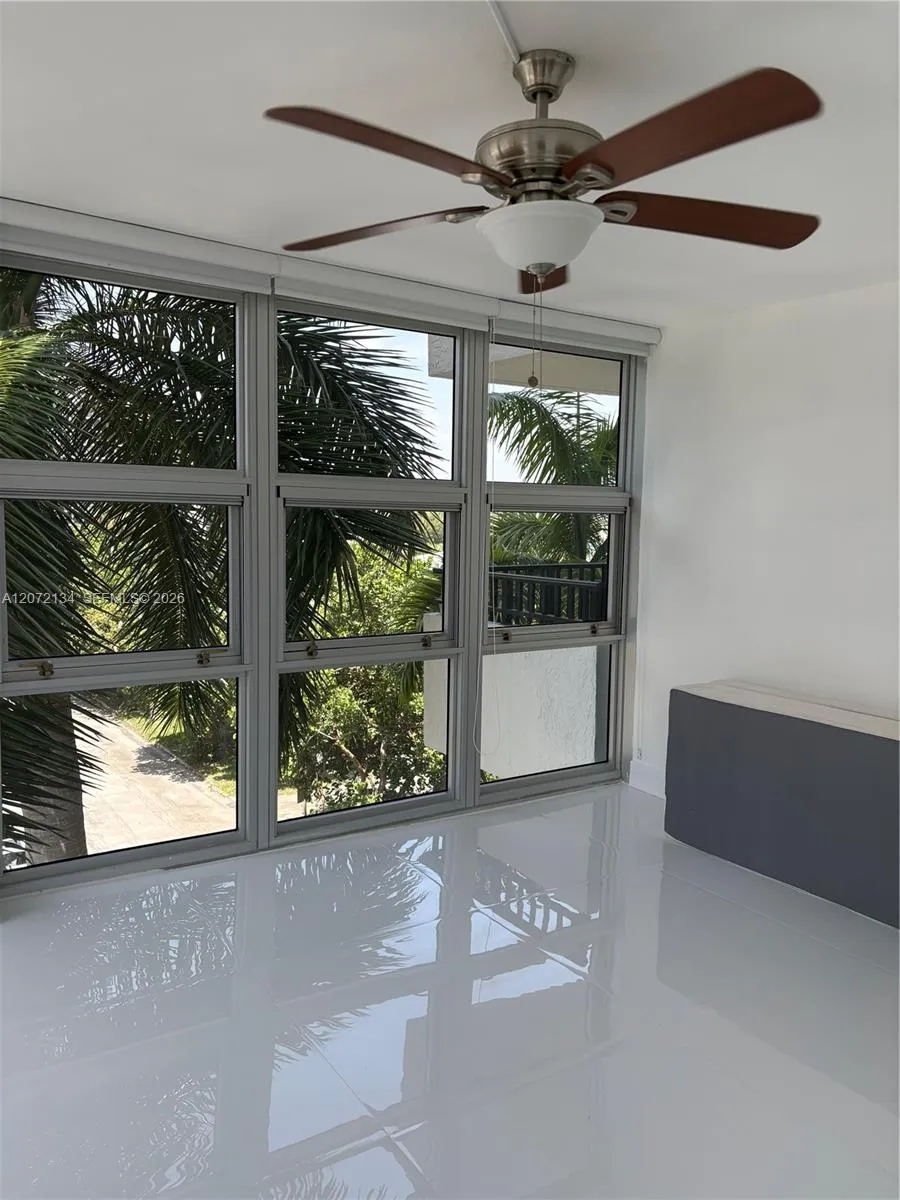 525 Ocean Blvd #515 Pompano Beach, FL 33062