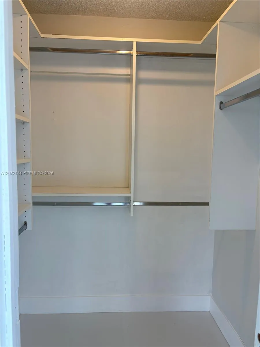 525 Ocean Blvd #515 Pompano Beach, FL 33062