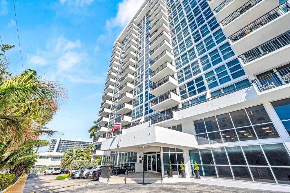 525 Ocean Blvd #515 Pompano Beach, FL 33062