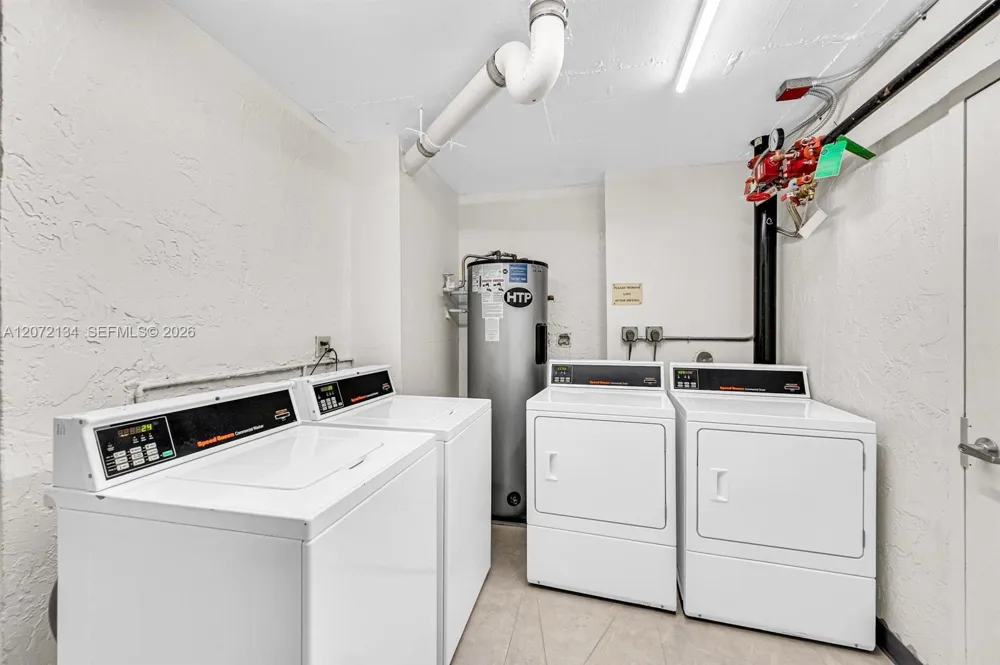 525 Ocean Blvd #515 Pompano Beach, FL 33062
