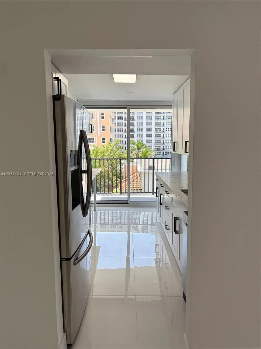 525 Ocean Blvd #515 Pompano Beach, FL 33062