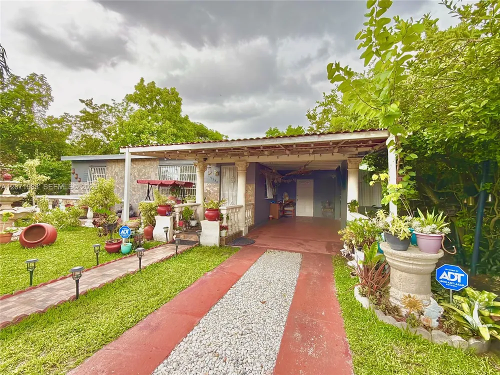 12550 NW 1st Ave North Miami, FL 33168