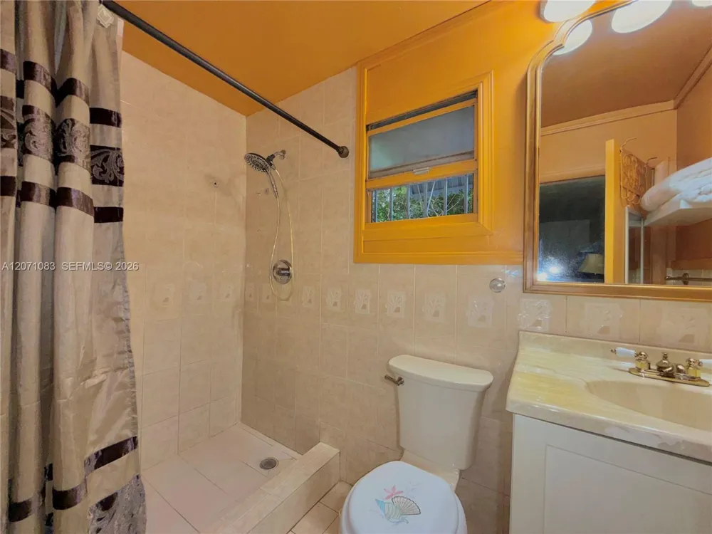 12550 NW 1st Ave North Miami, FL 33168