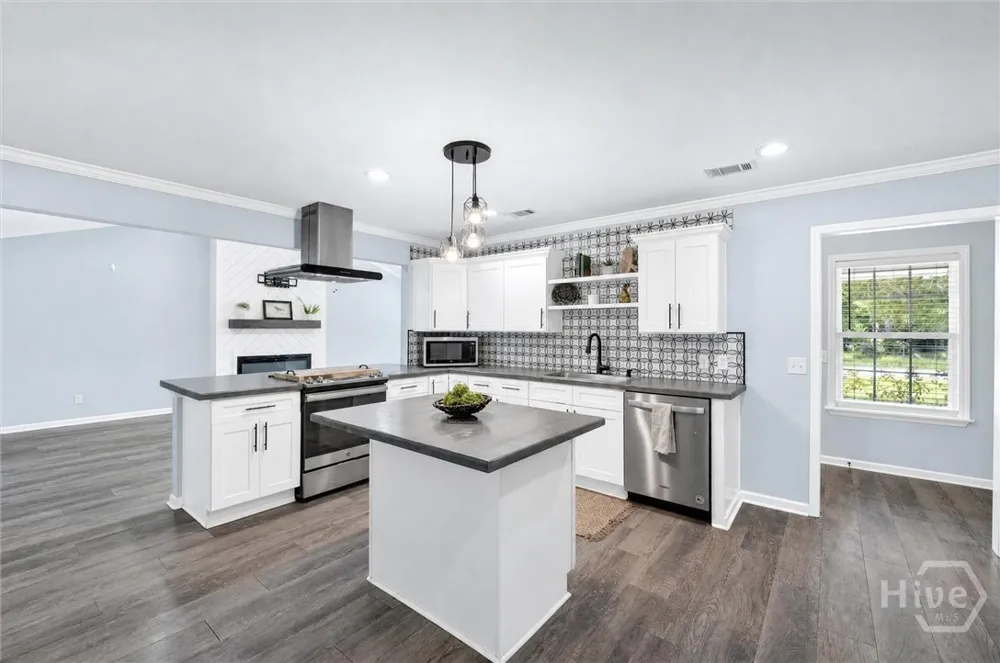 214 Jefferson Circle SE Allenhurst, GA 31301