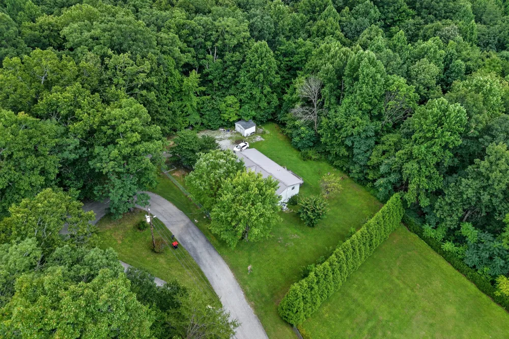 582 Spencer Dr Spencer, TN 38585
