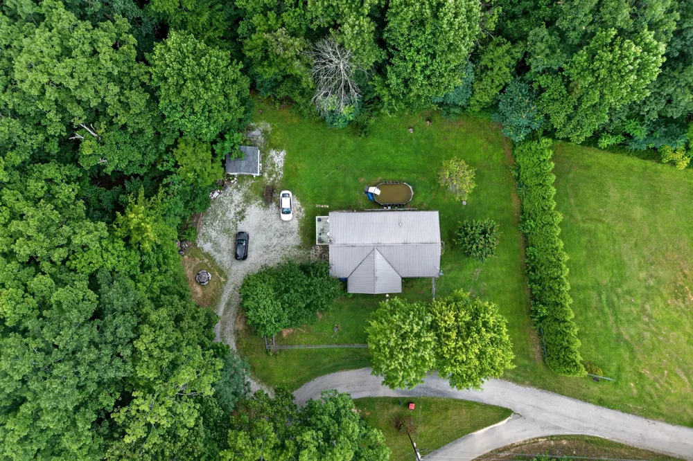 582 Spencer Dr Spencer, TN 38585