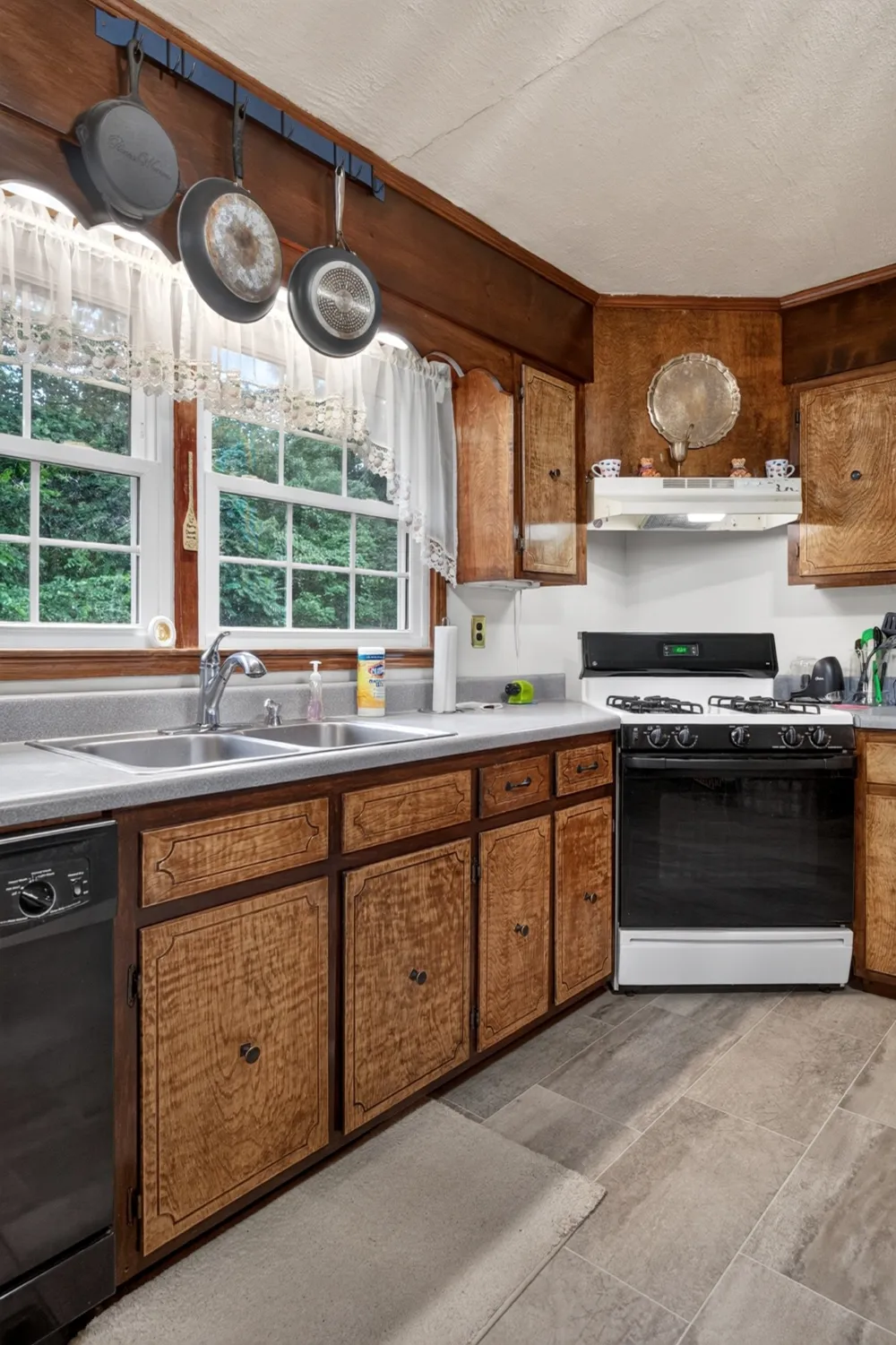 582 Spencer Dr Spencer, TN 38585