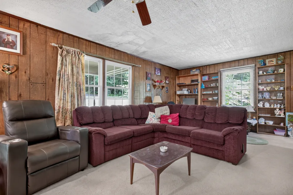 582 Spencer Dr Spencer, TN 38585