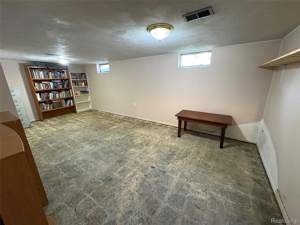3125 Elk Street Port Huron City, MI 48060