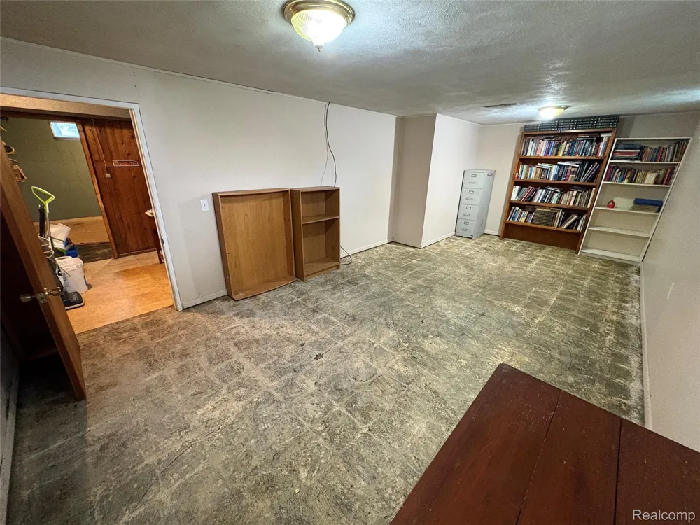 3125 Elk Street Port Huron City, MI 48060