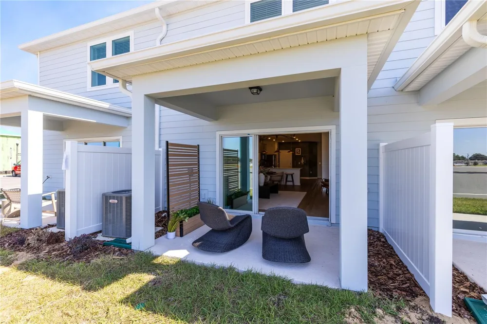 4356 CHESTER SPRINGS BOULEVARD Davenport, FL 33837