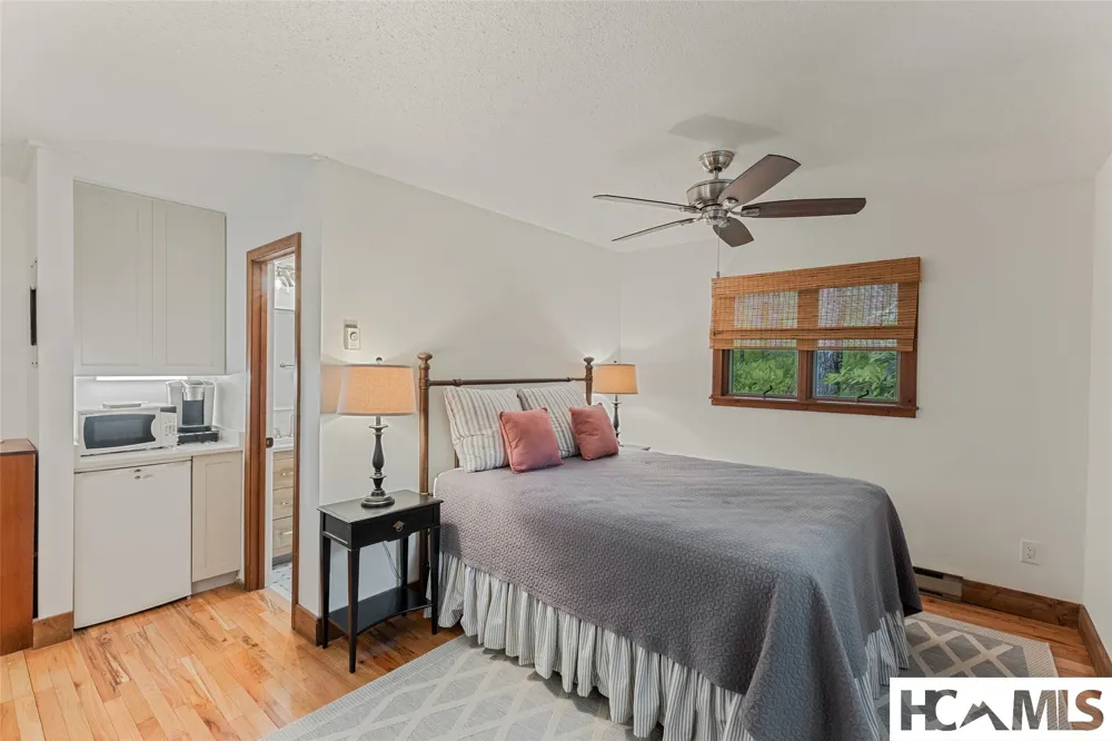 99 Balsam Lane Highlands, NC 28741