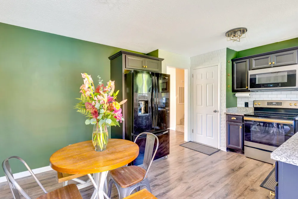 4056 E Freedom Circle Ooltewah, TN 37363