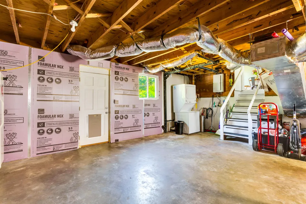 4056 E Freedom Circle Ooltewah, TN 37363