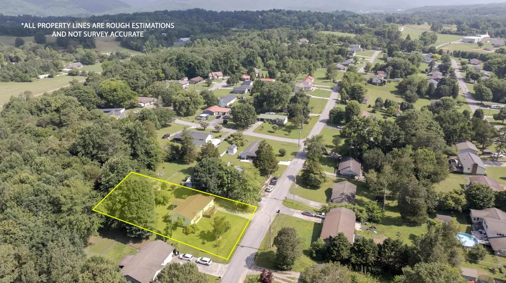 418 Haywood Lane Dayton, TN 37321