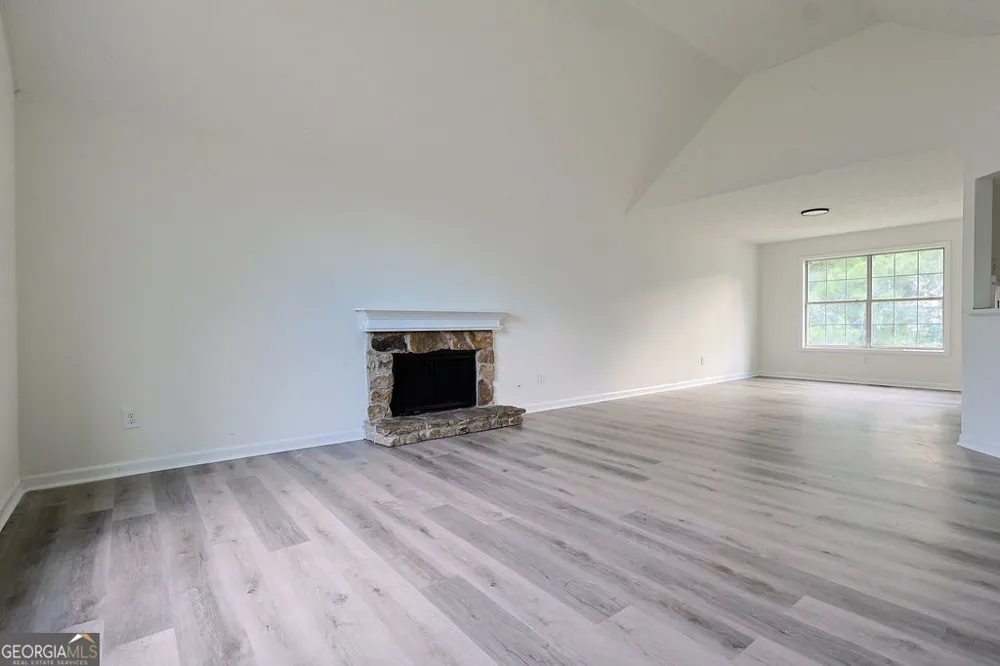 2774 Old Barn TRL Powder Springs, GA 30127