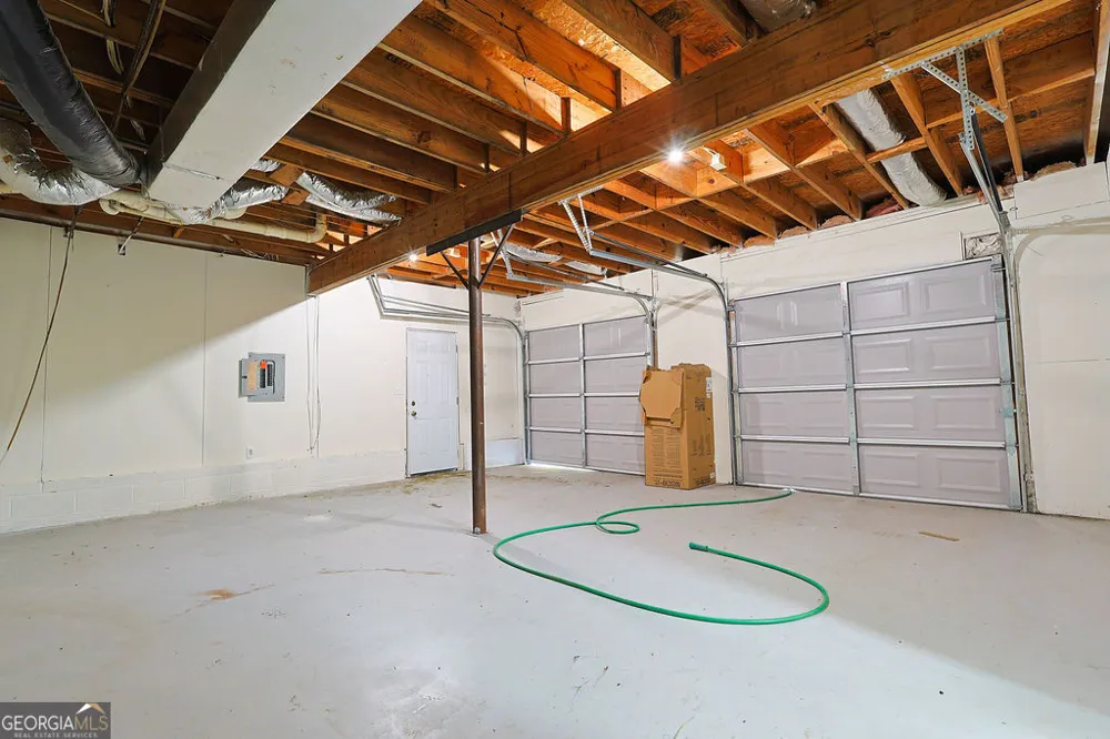 2774 Old Barn TRL Powder Springs, GA 30127