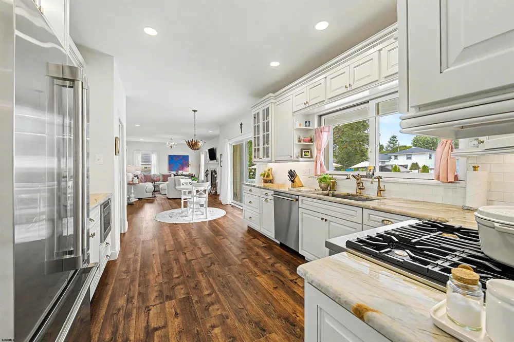 745 5th Street Somers Point, NJ 08244