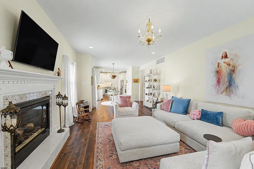 745 5th Street Somers Point, NJ 08244
