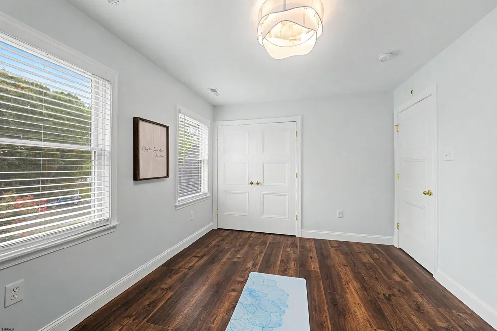 745 5th Street Somers Point, NJ 08244