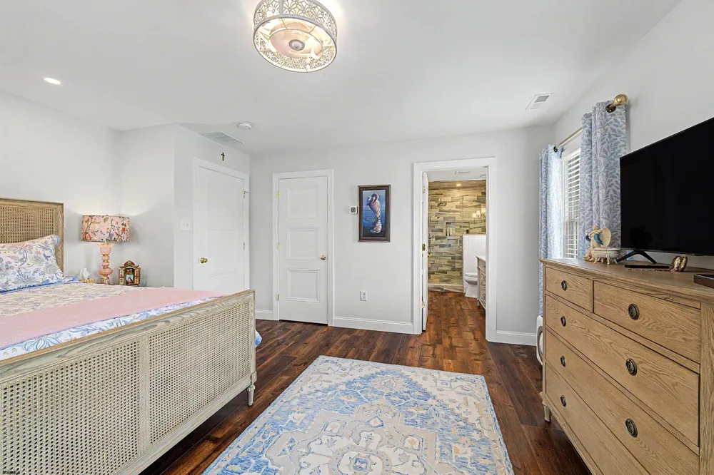 745 5th Street Somers Point, NJ 08244