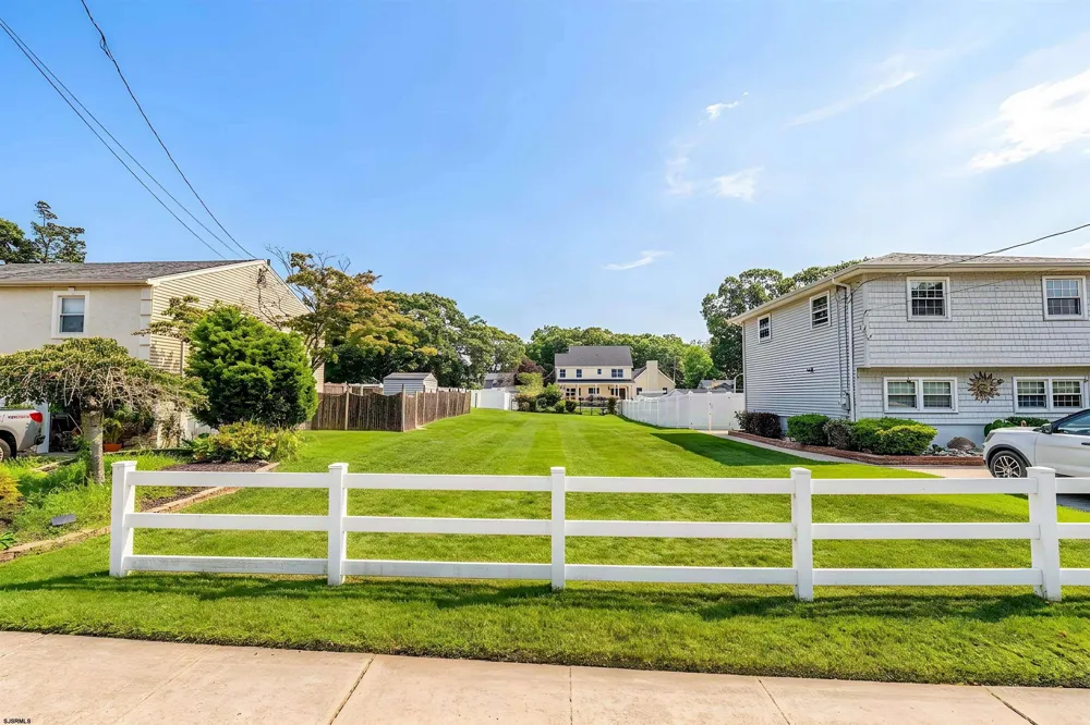 745 5th Street Somers Point, NJ 08244