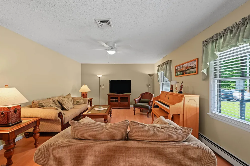 4030 Ridge Ave Egg Harbor Township, NJ 08234