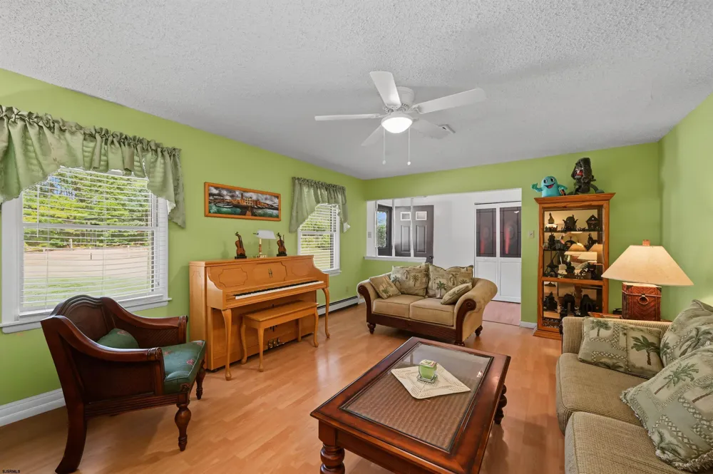4030 Ridge Ave Egg Harbor Township, NJ 08234