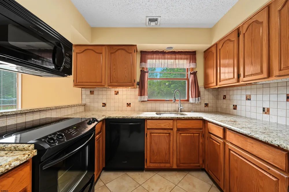 4030 Ridge Ave Egg Harbor Township, NJ 08234