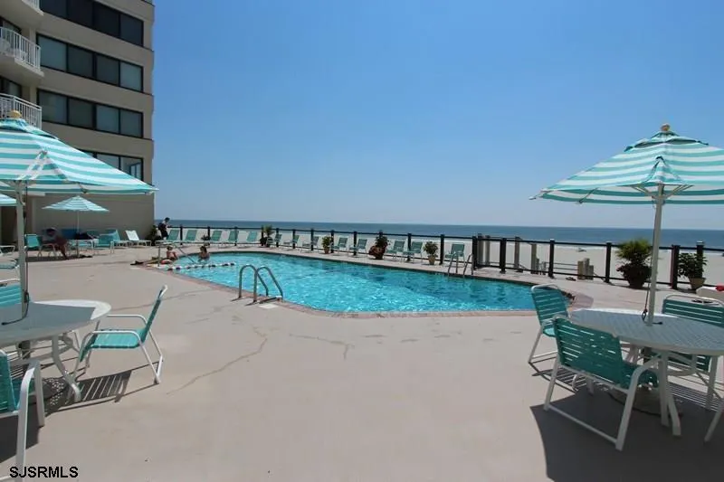111 S 16th Ave Longport, NJ 08403